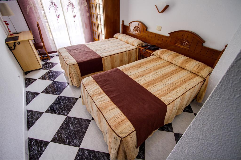 Hotel Mediante Ribadeo Extérieur photo