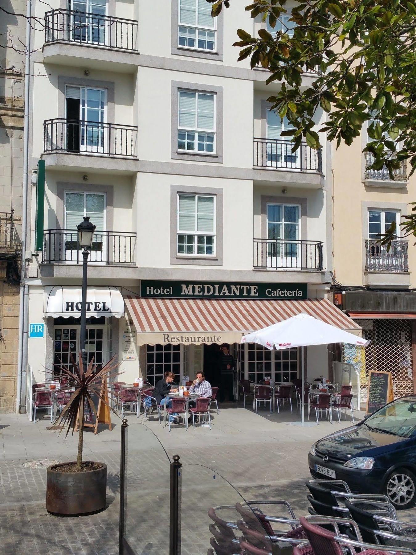 Hotel Mediante Ribadeo Extérieur photo